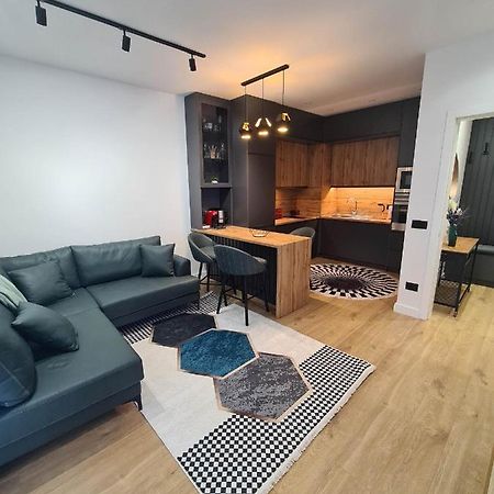 Grey Luxury Apartment Gjirokaster Ngoại thất bức ảnh