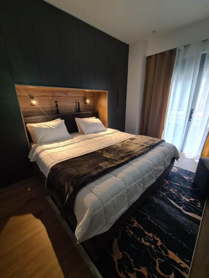 Grey Luxury Apartment Gjirokaster Ngoại thất bức ảnh